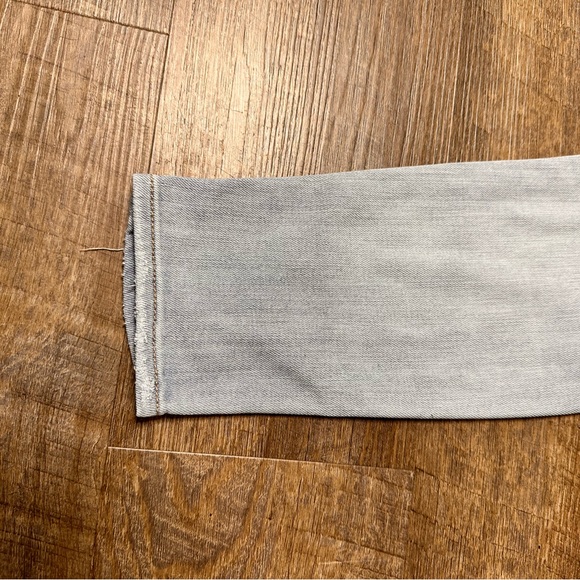 American Eagle Jeans - Picture 3 of 6